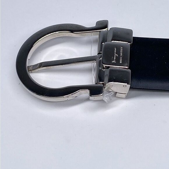 Salvatore Ferragamo Adjustable & Reversible Smooth Leather Buckle Belt size 32 - Picture 8 of 9